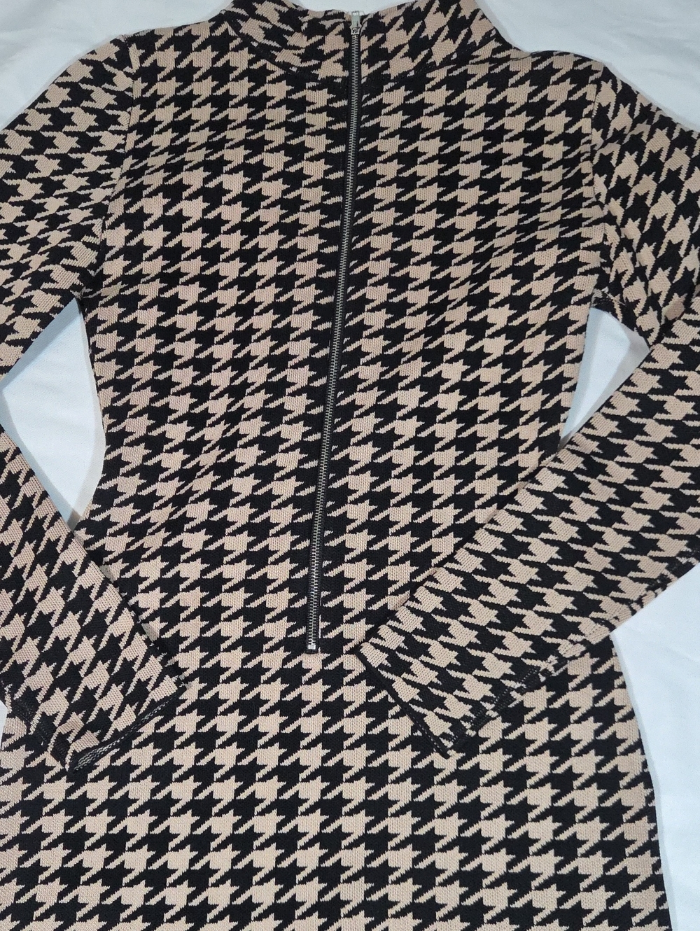 fashion nova houndstooth jumpsuit tan and black Size Small - Picture 3 of 9